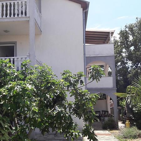 Apartments Malinska-Kajkic Zewnętrze zdjęcie
